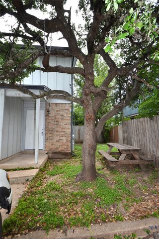 1202 Southport DR D, Austin, TX 78704