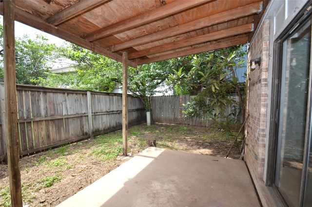 1202 Southport DR D, Austin, TX 78704