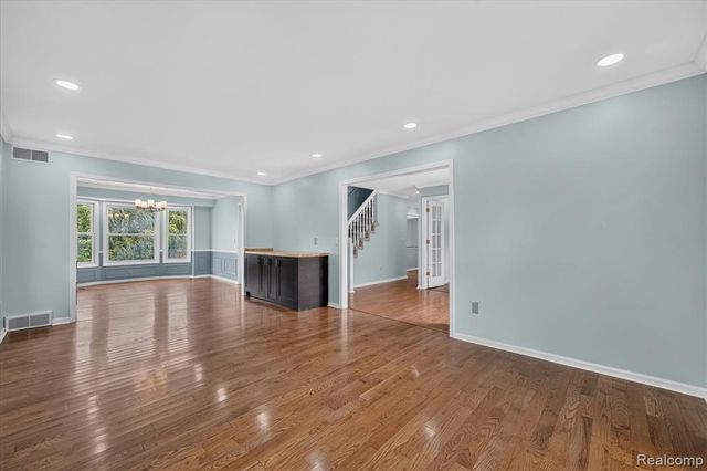 34970 Old Homestead Drive, Farmington Hills, MI 48335