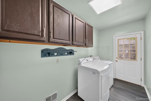 34970 Old Homestead Drive, Farmington Hills, MI 48335