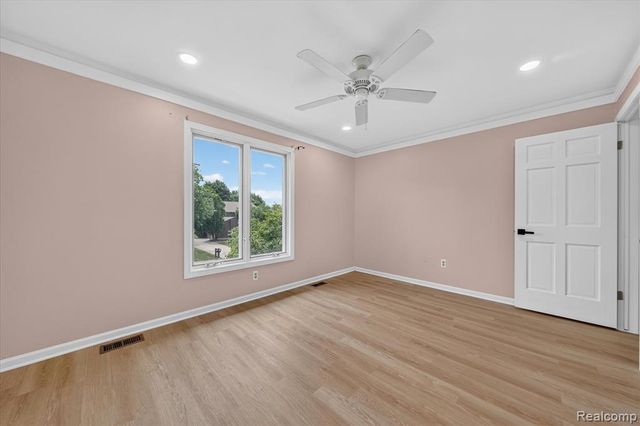 34970 Old Homestead Drive, Farmington Hills, MI 48335