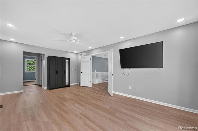 34970 Old Homestead Drive, Farmington Hills, MI 48335