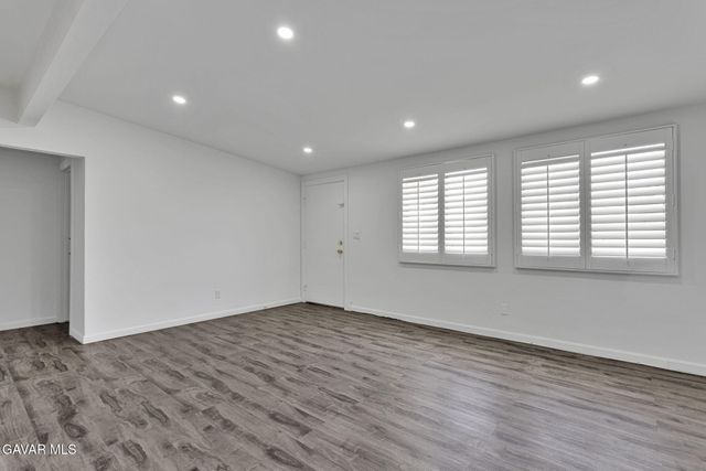 16396 Yucca Street, Hesperia, CA 92345
