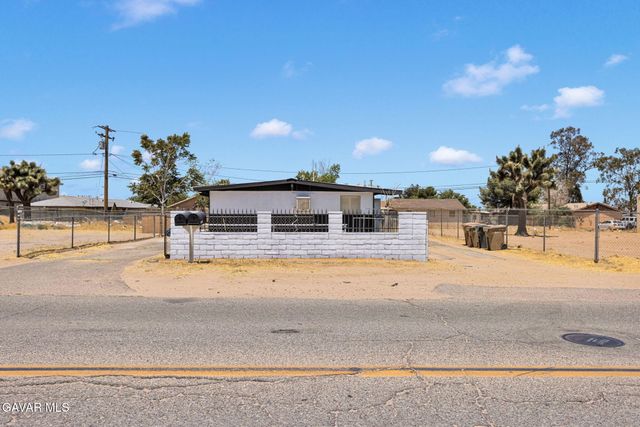 16396 Yucca Street, Hesperia, CA 92345