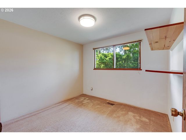 8505 Sw OAK St, Portland, OR 97223