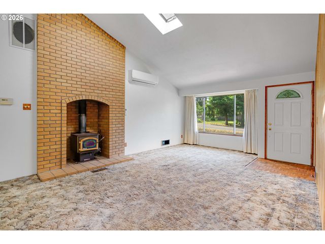 8505 Sw OAK St, Portland, OR 97223