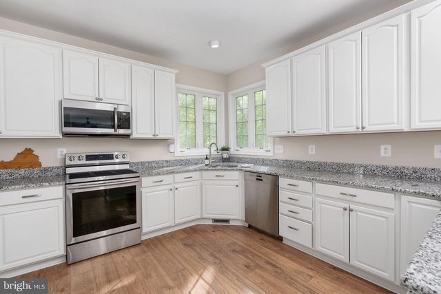 153 NOTTINGHAM DR, Fredericksburg, VA 22406
