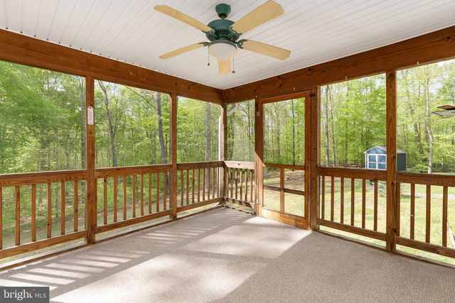 153 NOTTINGHAM DR, Fredericksburg, VA 22406