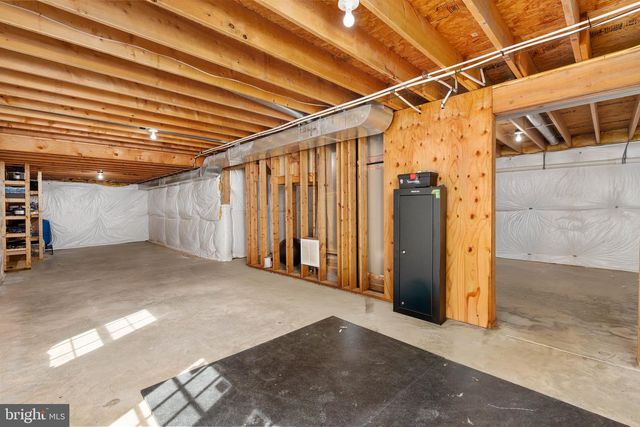 153 NOTTINGHAM DR, Fredericksburg, VA 22406