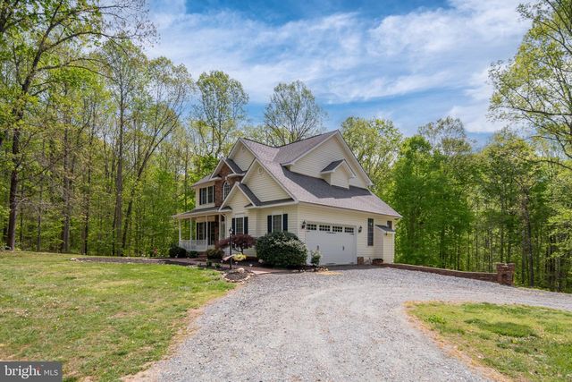 153 NOTTINGHAM DR, Fredericksburg, VA 22406