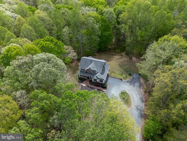 153 NOTTINGHAM DR, Fredericksburg, VA 22406