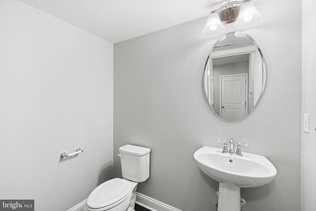 89 ISABELLE CT, Marlton, NJ 08053