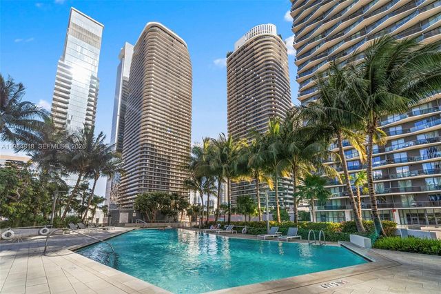 88 SW 7th St 809, Miami, FL 33130