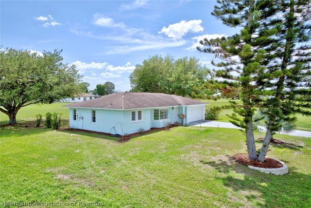 7516 Rolling Hills Road, Sebring, FL 33876