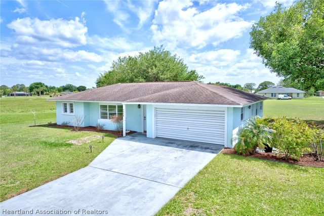 7516 Rolling Hills Road, Sebring, FL 33876