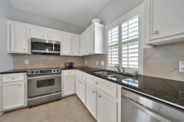 1612 W 25th Street, Houston, TX 77008