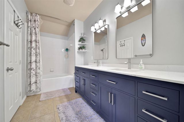 1612 W 25th Street, Houston, TX 77008