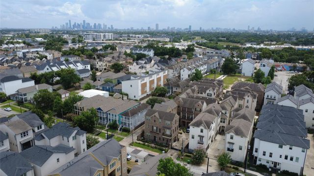1612 W 25th Street, Houston, TX 77008