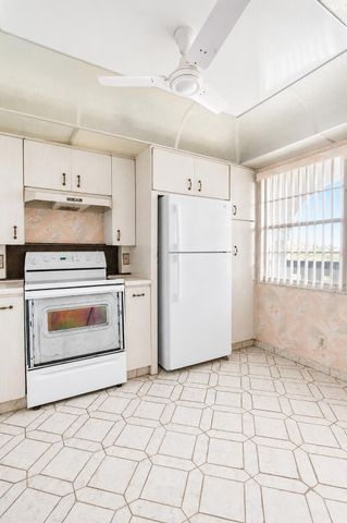 2502 Antigua Terrace F4, Coconut Creek, FL 33066