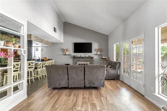 4883 E Geary Street, Fresno, CA 93725