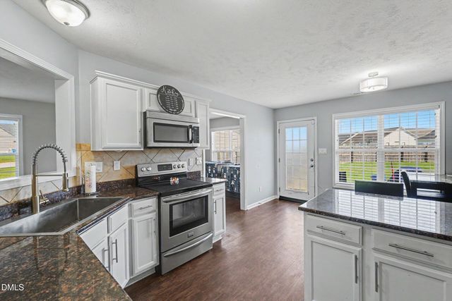 5838 Cornfield Avenue, Fayetteville, NC 28314