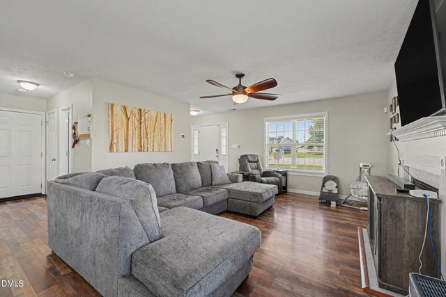5838 Cornfield Avenue, Fayetteville, NC 28314