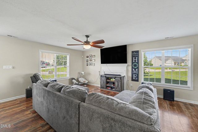 5838 Cornfield Avenue, Fayetteville, NC 28314