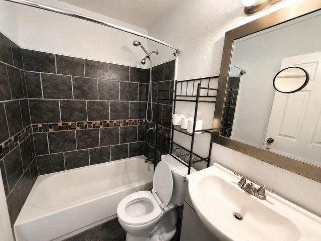 7437 Llano Avenue, Fort Worth, TX 76116