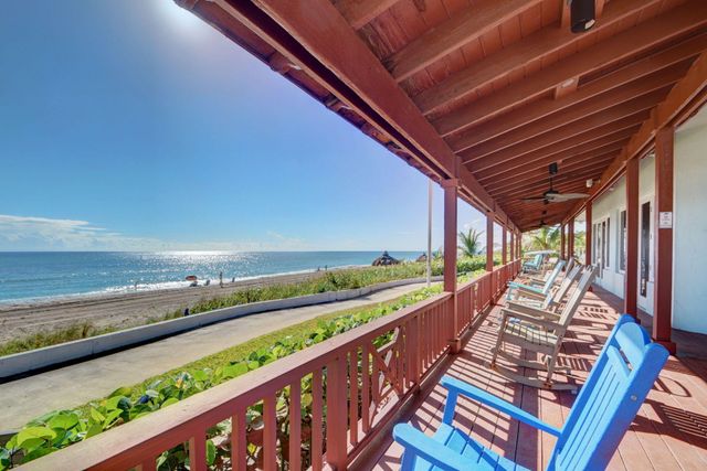 18 Juniper Drive J, Briny Breezes, FL 33435