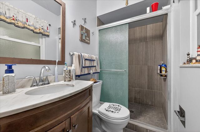 8404 SANDSTONE COURT, Tampa, FL 33615