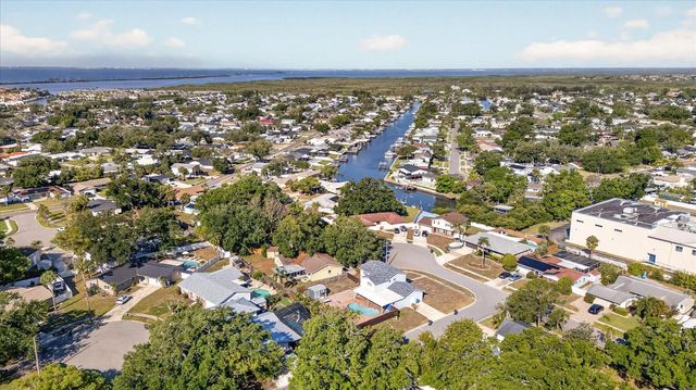 8404 SANDSTONE COURT, Tampa, FL 33615