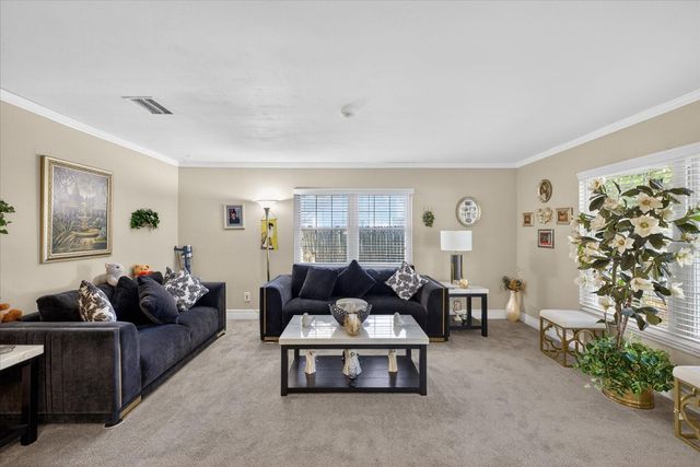 8404 SANDSTONE COURT, Tampa, FL 33615