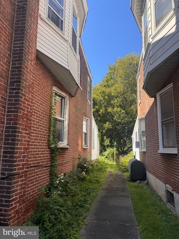 1026 KERLIN ST, CHESTER, PA 19013 — photo 4