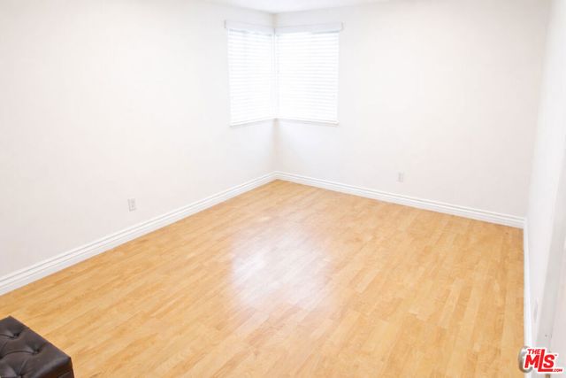 10550 Woldrich Street, Sylmar, CA 91342