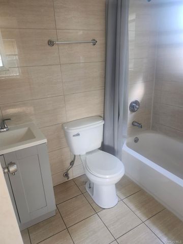 14654 106th Avenue 2nd Floor, Jamaica, NY 11435