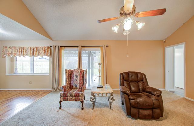 6926 Fox Knoll Lane, Humble, TX 77338