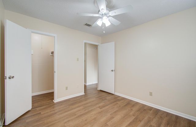 6926 Fox Knoll Lane, Humble, TX 77338