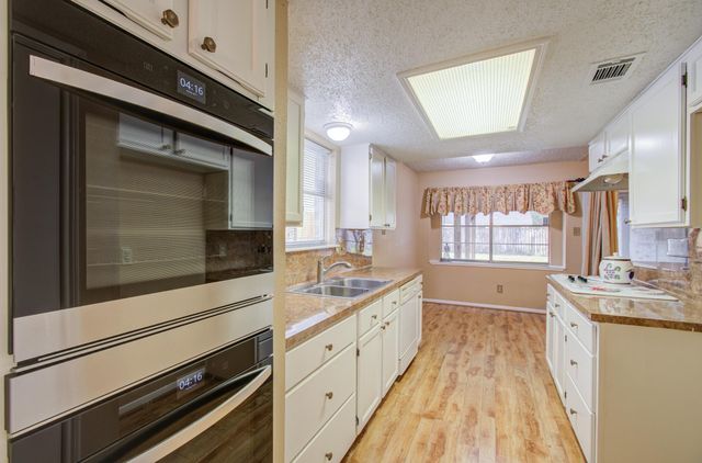 6926 Fox Knoll Lane, Humble, TX 77338