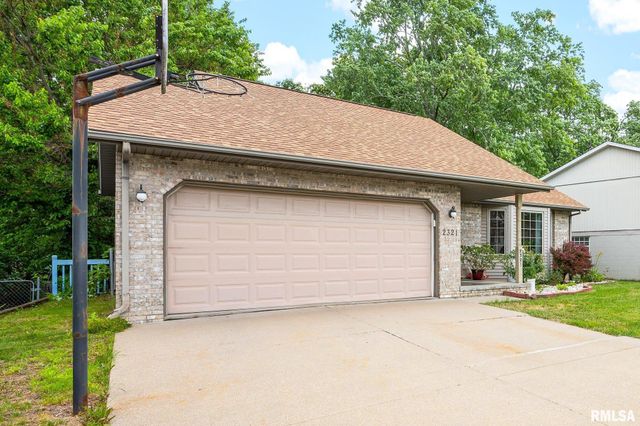 2321 PINTURA Court, Peoria, IL 61614