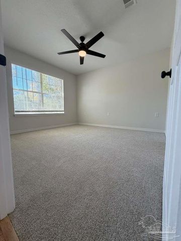 5327 Overbrook Dr, Milton, FL 32570