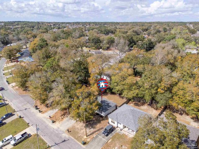 5327 Overbrook Dr, Milton, FL 32570