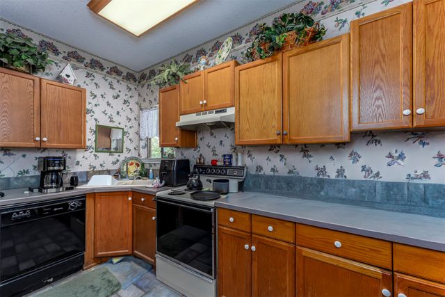 2702 Stratford Court, Euless, TX 76039