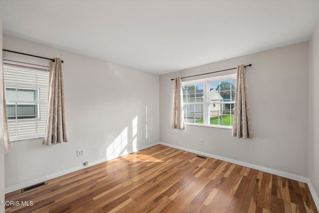 1736 Parkway Drive, North, Maumee, OH 43537