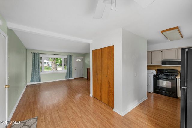 1736 Parkway Drive, North, Maumee, OH 43537