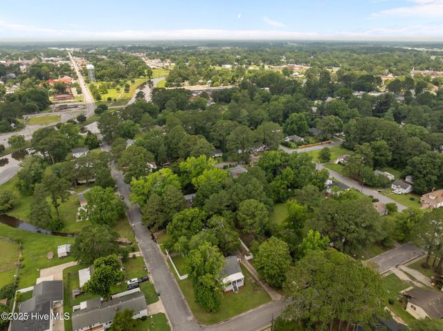 302 Simmons Street, Washington, NC 27889