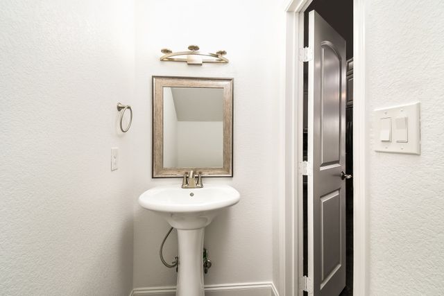 1202 Alisa Lane, Arlington, TX 76014