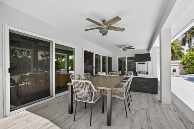 2760 White Wing Lane, West Palm Beach, FL 33409