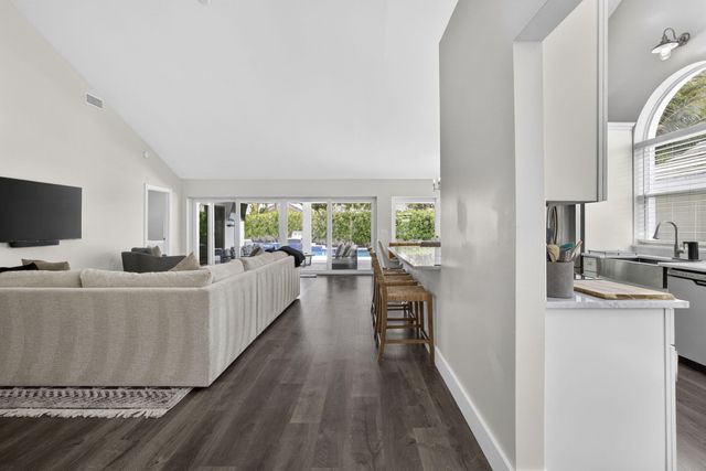 2760 White Wing Lane, West Palm Beach, FL 33409