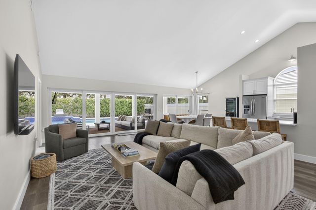 2760 White Wing Lane, West Palm Beach, FL 33409