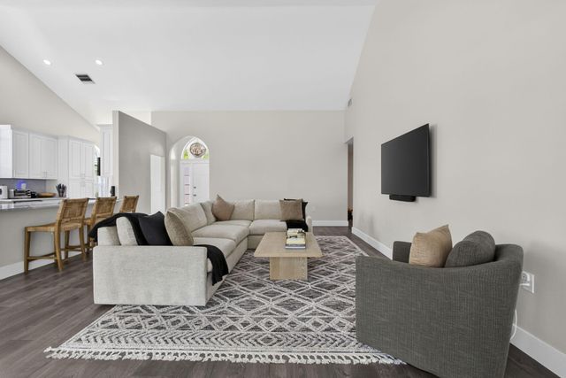 2760 White Wing Lane, West Palm Beach, FL 33409